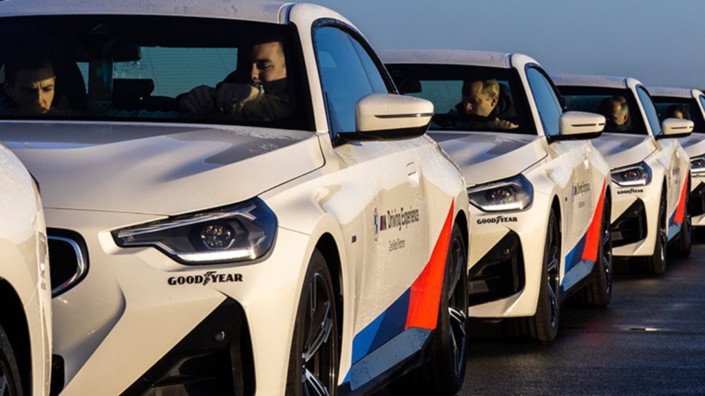 Row of BMW models ready for the scenic drive - BMW Driving Experience