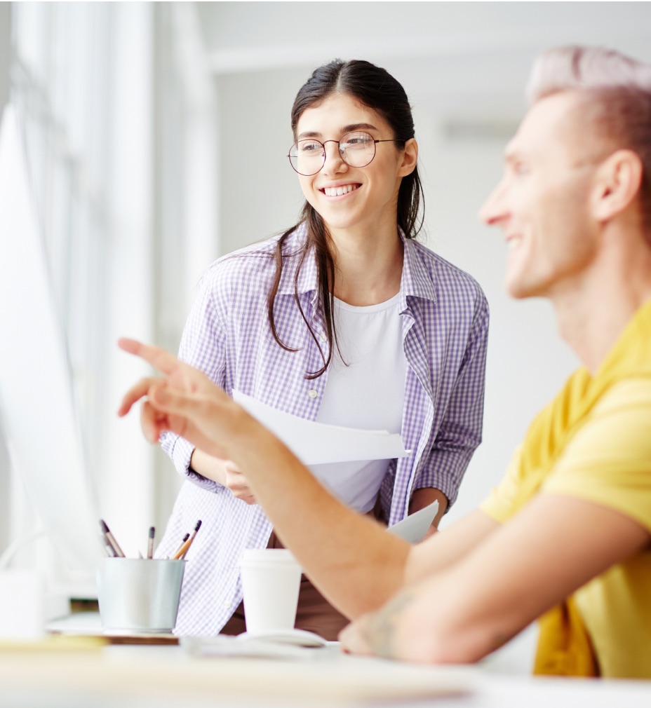 Professional on call with laptop - Global VoIP international calling worldwide